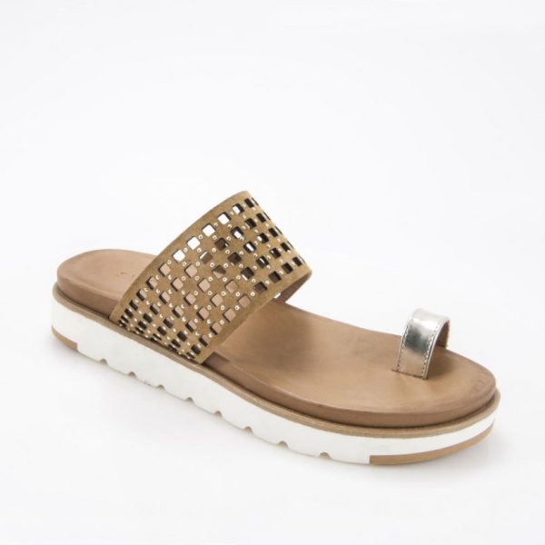 192 safestep anatomic sandals.jpg