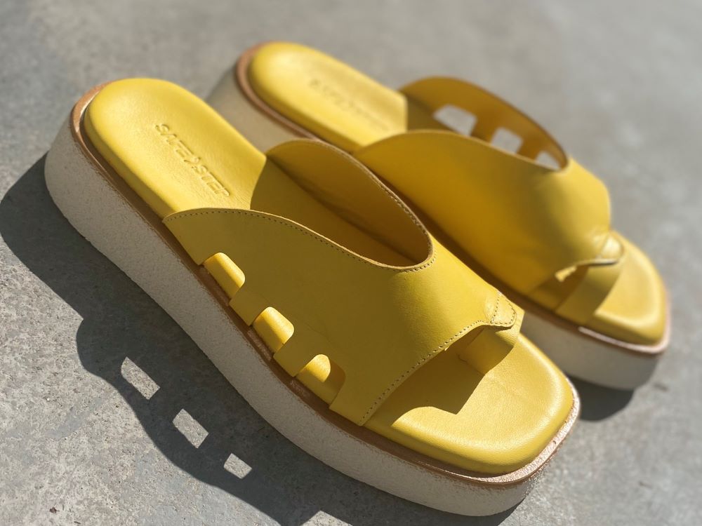 2353 yellow.jpg