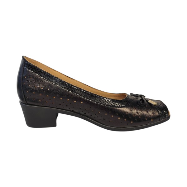 2610 Black 2 Safe Step.jpg